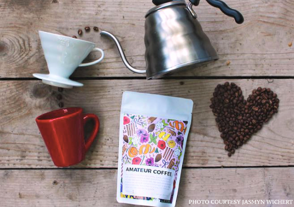 Amateur Coffee Bag with Beans and Mugs
